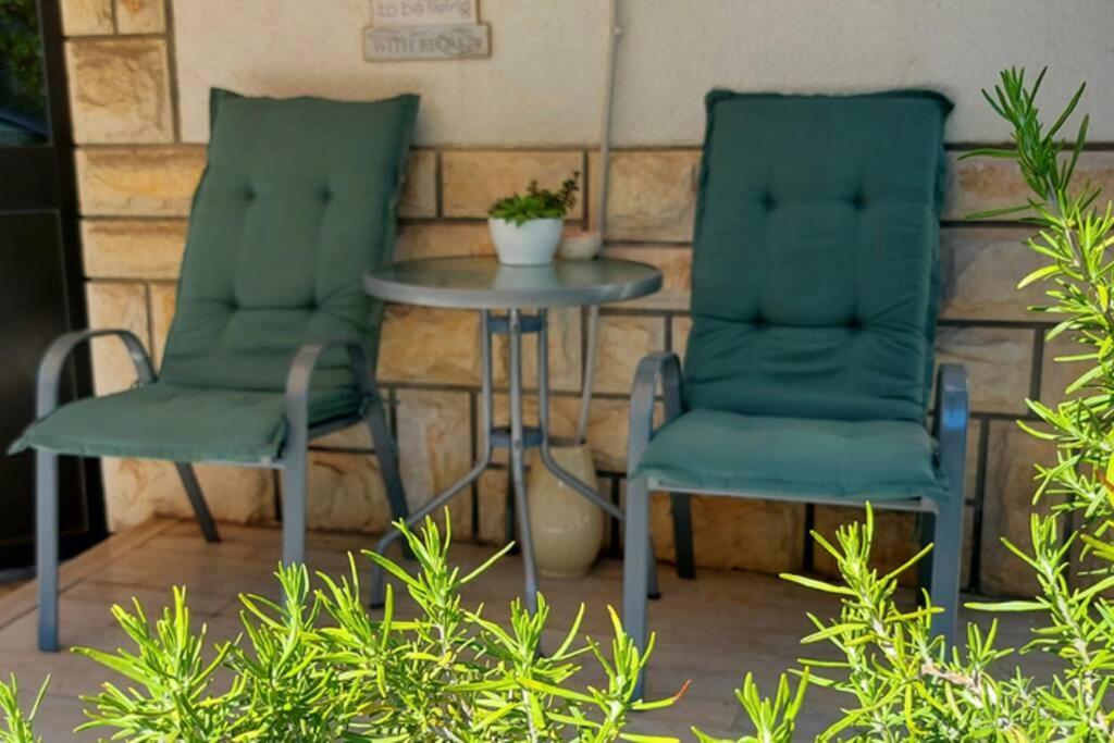 Apartment Vinotoc Izola Exterior foto